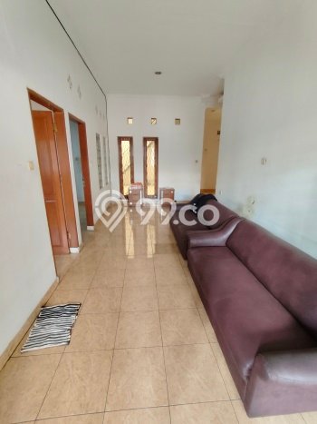 Rumah Modern 3 KT di Taman Kopo Indah Bandung Semi Furnished Rumah Modern 3 KT di Taman Kopo Indah Bandung Semi Furnished