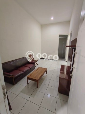 Rumah Modern 2 KT di Taman Kopo Indah Bandung Unfurnished Rumah Modern 2 KT di Taman Kopo Indah Bandung Unfurnished
