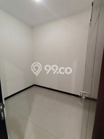 Disewakan! Rumah 2 Kamar Tidur &
1 Kamar Mandi di Taman Kopo Indah, Bandung Disewakan! Rumah 2 Kamar Tidur &
1 Kamar Mandi di Taman Kopo Indah, Bandung