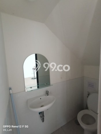 Rumah Luas Asri 2 KT Siap Pakai di Lippo Karawaci Tangerang Rumah Luas Asri 2 KT Siap Pakai di Lippo Karawaci Tangerang