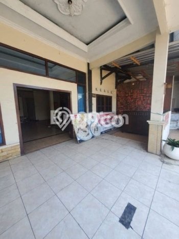 Rumah Bagus Siap Huni Di Tembalang Luas 250m2 Lokasi Strategis Rumah Bagus Siap Huni Di Tembalang Luas 250m2 Lokasi Strategis