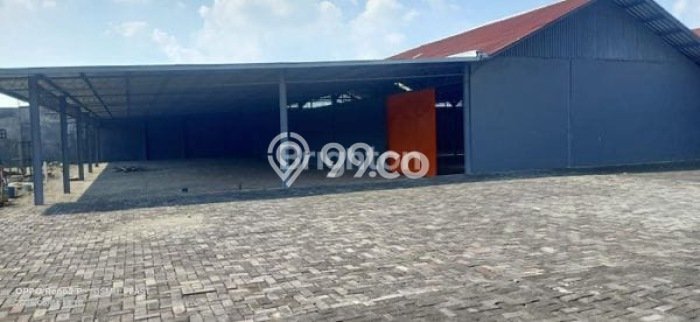 Gudang bagus disewakan di Semarang Selatan Semarang dengan LB 2500m2 harga sewa terbaik Gudang bagus disewakan di Semarang Selatan Semarang dengan LB 2500m2 harga sewa terbaik