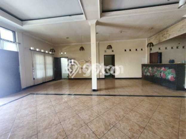 Rumah Bagus Siap Huni Di Tembalang Luas 250m2 Lokasi Strategis Rumah Bagus Siap Huni Di Tembalang Luas 250m2 Lokasi Strategis