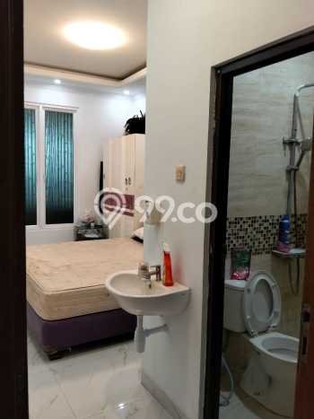 Siap Huni Hunian Elit 4 Kamar di Jagakarsa Dekat ke Mana Pun Siap Huni Hunian Elit 4 Kamar di Jagakarsa Dekat ke Mana Pun