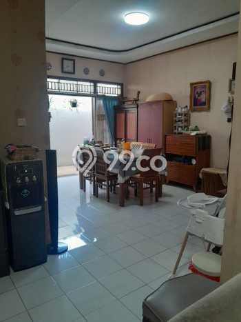 Rumah Mewah LB 200m2 Siap Pakai Desain Elegan di Lebak Bulus, Jakarta Selatan Rumah Mewah LB 200m2 Siap Pakai Desain Elegan di Lebak Bulus, Jakarta Selatan