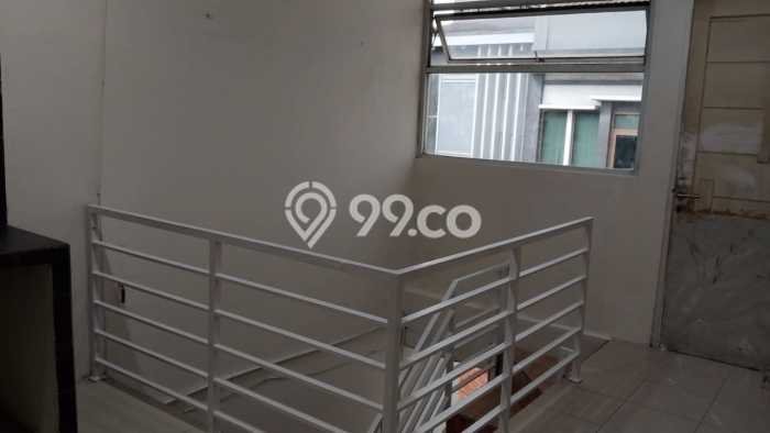 Rumah Minimalis 5 KT LT 81m2 di Cipete Rumah Minimalis 5 KT LT 81m2 di Cipete