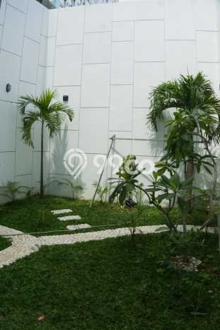Rumah Luxury Modern Siap Huni di Meruya Jakarta Barat Rumah Luxury Modern Siap Huni di Meruya Jakarta Barat
