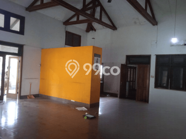 Ready to Use! Luxury House LT 993m2 Desain Modern di Kemang Ready to Use! Luxury House LT 993m2 Desain Modern di Kemang