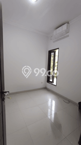 Sewa Rumah Harga Terjangkau di Cipete Jakarta Selatan Punya 4 Kamar Tidur Sewa Rumah Harga Terjangkau di Cipete Jakarta Selatan Punya 4 Kamar Tidur