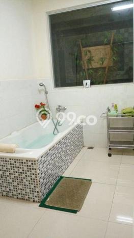 Kantor Komersial Dijual di Ciracas Jakarta Timur LT 752m2 & LB 352m2 Kantor Komersial Dijual di Ciracas Jakarta Timur LT 752m2 & LB 352m2