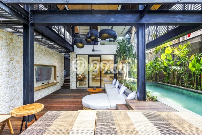 For Sale! Luxury House LT 149m2 Desain Elegan di Canggu For Sale! Luxury House LT 149m2 Desain Elegan di Canggu