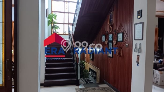 For Sale Rumah Mewah Exclusive di Pesanggrahan, Jakarta Selatan For Sale Rumah Mewah Exclusive di Pesanggrahan, Jakarta Selatan