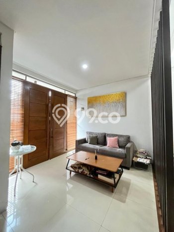 For Sale Rumah 4 Kamar Lokasi Strategis Nyaman dan Strategis di Ciputat For Sale Rumah 4 Kamar Lokasi Strategis Nyaman dan Strategis di Ciputat