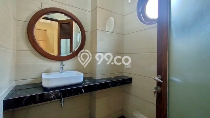 For Sale! Luxury House LT 167m2 Desain Modern di Kebagusan For Sale! Luxury House LT 167m2 Desain Modern di Kebagusan