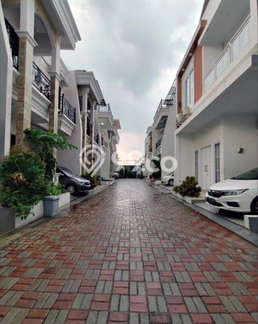 Rumah Minimalis 3 KT di Ragunan Jakarta Selatan Unfurnished Rumah Minimalis 3 KT di Ragunan Jakarta Selatan Unfurnished