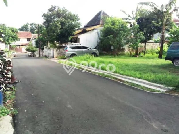 Jarang Ada! Tanah di Semarang Selatan Punya Luas 371m2 SHM Jarang Ada! Tanah di Semarang Selatan Punya Luas 371m2 SHM