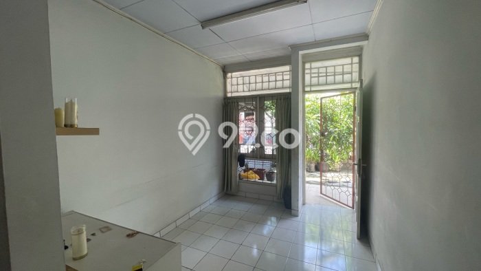 Dijual Rumah Luas Elegan Dengan View Cantik di Duta Garden, Tangerang Dijual Rumah Luas Elegan Dengan View Cantik di Duta Garden, Tangerang