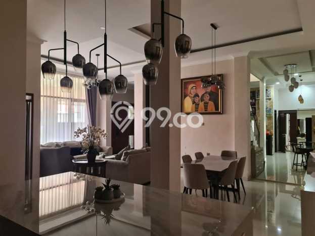 Dijual Rumah Mewah Megah Dengan View Eksklusif di Buah Batu, Bandung Dijual Rumah Mewah Megah Dengan View Eksklusif di Buah Batu, Bandung