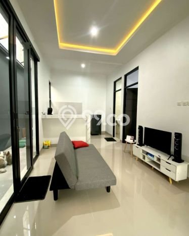 Rumah kawasan Cibiru, Bandung, Luas 103m2m² Bangunan 53m2m² Rumah kawasan Cibiru, Bandung, Luas 103m2m² Bangunan 53m2m²