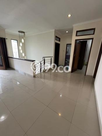 PRIME AREA! Rumah kawasan Setra Duta, 3 KM, Area Premium, Luas 207m² Bangunan 276m² PRIME AREA! Rumah kawasan Setra Duta, 3 KM, Area Premium, Luas 207m² Bangunan 276m²