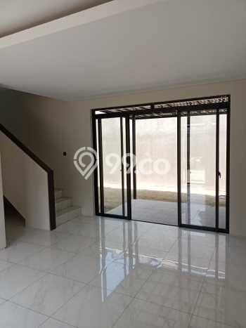 Rumah Luxury Modern Tanpa Renovasi di Kota Baru Parahyangan Bandung Rumah Luxury Modern Tanpa Renovasi di Kota Baru Parahyangan Bandung