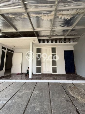 Rumah Asri area Cimahi Utara, 4 KM, Area Tenang, Luas 211m² Bangunan 120m² Rumah Asri area Cimahi Utara, 4 KM, Area Tenang, Luas 211m² Bangunan 120m²