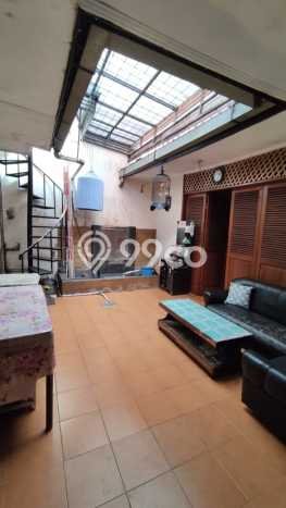 Rumah Strategis 3 KT Luas Tanah 200m2m² di Buah Batu, Bandung Rumah Strategis 3 KT Luas Tanah 200m2m² di Buah Batu, Bandung