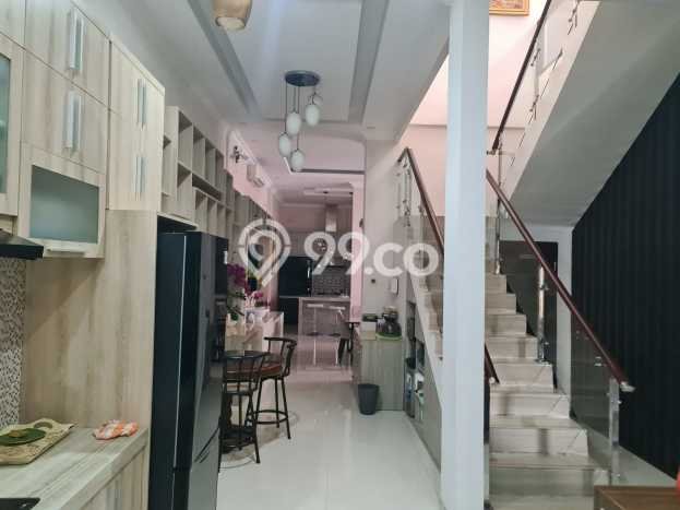 Dijual Rumah Mewah Megah Dengan View Eksklusif di Buah Batu, Bandung Dijual Rumah Mewah Megah Dengan View Eksklusif di Buah Batu, Bandung