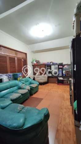 Rumah Strategis 3 KT Luas Tanah 200m2m² di Buah Batu, Bandung Rumah Strategis 3 KT Luas Tanah 200m2m² di Buah Batu, Bandung