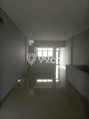 Ruko disewakan lokasi strategis Tebet Jakarta Selatan 180m2 Ruko disewakan lokasi strategis Tebet Jakarta Selatan 180m2