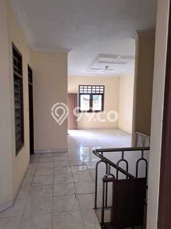 For Sale Rumah 3 Kamar Lokasi Ideal Nyaman dan Strategis di Duren Sawit For Sale Rumah 3 Kamar Lokasi Ideal Nyaman dan Strategis di Duren Sawit