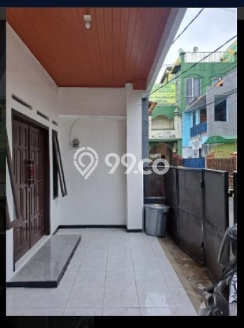 Disewakan Rumah Murah di Rawamangun Jakarta Timur dengan 3 Kamar Tidur Disewakan Rumah Murah di Rawamangun Jakarta Timur dengan 3 Kamar Tidur