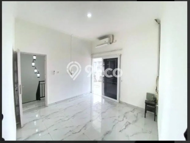 Rumah Cantik Siap Pakai Di Kembangan Luas 100m2 Lokasi Strategis Rumah Cantik Siap Pakai Di Kembangan Luas 100m2 Lokasi Strategis