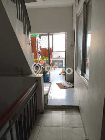 Unit Ruko Dijual di Jakarta Barat LT 273m2 & LB 300m2 Unit Ruko Dijual di Jakarta Barat LT 273m2 & LB 300m2