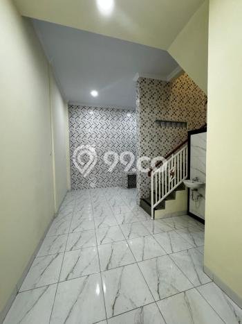 For Sale Rumah 3 Kamar Lokasi Strategis Nyaman dan Strategis di Cipondoh For Sale Rumah 3 Kamar Lokasi Strategis Nyaman dan Strategis di Cipondoh