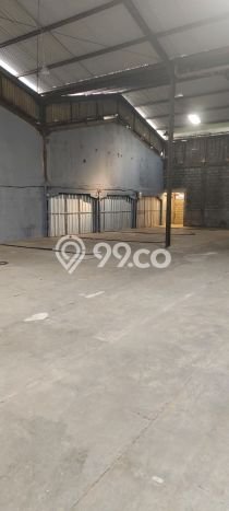Gudang Disewa di Jakarta Barat dengan LB 343m2 Area Komersial Ramai Gudang Disewa di Jakarta Barat dengan LB 343m2 Area Komersial Ramai
