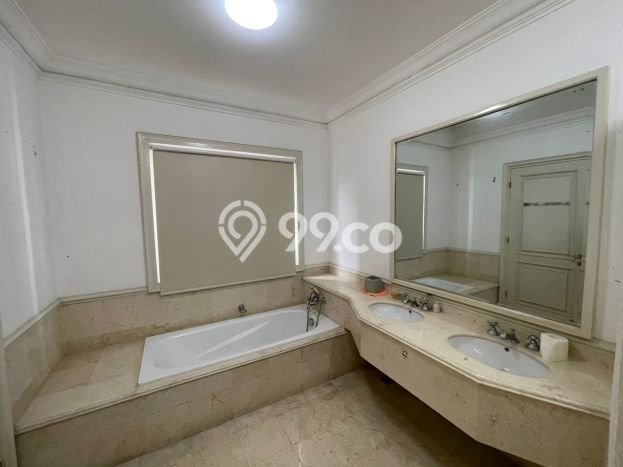 Hot Offer Hunian Premium Ideal dan Luas di Serpong Utara, Tangerang Selatan Hot Offer Hunian Premium Ideal dan Luas di Serpong Utara, Tangerang Selatan