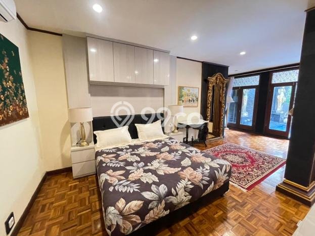 Dijual Rumah Mewah Elegan Dengan View Eksklusif di Lebak Bulus, Jakarta Selatan Dijual Rumah Mewah Elegan Dengan View Eksklusif di Lebak Bulus, Jakarta Selatan