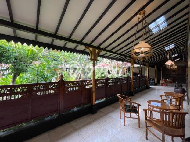 Dijual Rumah Mewah Elegan Dengan View Eksklusif di Lebak Bulus, Jakarta Selatan Dijual Rumah Mewah Elegan Dengan View Eksklusif di Lebak Bulus, Jakarta Selatan