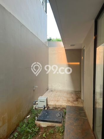 Ready to Use! Premium House LT 126m2 Desain Elegan di Jakarta Garden City Ready to Use! Premium House LT 126m2 Desain Elegan di Jakarta Garden City