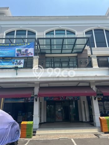 For Rent Ruko Premium di Summarecon Bekasi, Luas 189m², Jalan Utama For Rent Ruko Premium di Summarecon Bekasi, Luas 189m², Jalan Utama