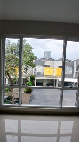 Disewakan Cepat Rumah Kondisi Bagus di Area Kelapa Gading, Jakarta Utara Disewakan Cepat Rumah Kondisi Bagus di Area Kelapa Gading, Jakarta Utara