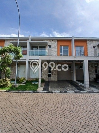 Lokasi terbaik! Rumah siap huni disewakan di Kelapa Gading LB 142m2 Lokasi terbaik! Rumah siap huni disewakan di Kelapa Gading LB 142m2