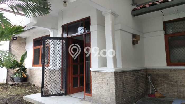 Dijual Cepat Rumah Bagus Siap Huni LB 90m2 di Babakan Ciparay, Bandung Dijual Cepat Rumah Bagus Siap Huni LB 90m2 di Babakan Ciparay, Bandung