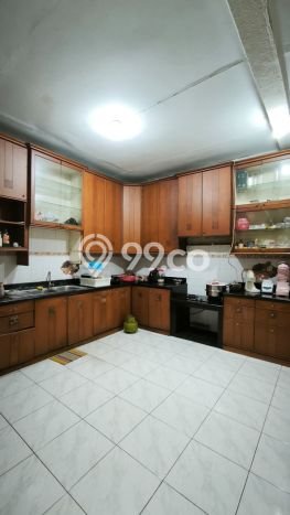 Ruko Bagus LT 197m2 LB 380m2 Dijual di Astanaanyar Bandung Ruko Bagus LT 197m2 LB 380m2 Dijual di Astanaanyar Bandung