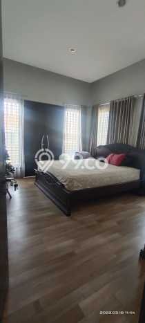 Ready to Use! Luxury House LT 200m2 Desain Modern di BKR Ready to Use! Luxury House LT 200m2 Desain Modern di BKR