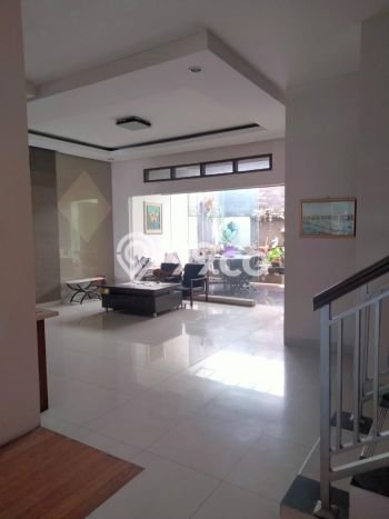 Rumah Luxury Modern Siap Huni di Turangga Bandung Rumah Luxury Modern Siap Huni di Turangga Bandung