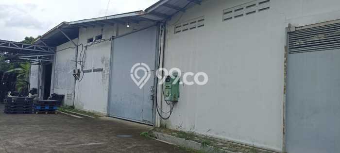 Untuk Dijual! Gudang di Batujajar Bandung LT 2200m2 / LB 800m2 Kawasan Bisnis Untuk Dijual! Gudang di Batujajar Bandung LT 2200m2 / LB 800m2 Kawasan Bisnis