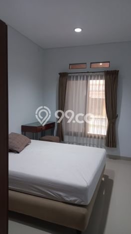 Siap Huni Rumah Mewah 4 Kamar di Regol Dekat ke Mana Saja Siap Huni Rumah Mewah 4 Kamar di Regol Dekat ke Mana Saja