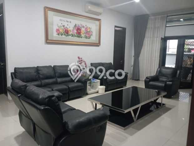 Rumah Elit Modern Siap Huni di Singgasana Bandung Rumah Elit Modern Siap Huni di Singgasana Bandung